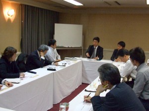 平成26年度第6回例会の様子1